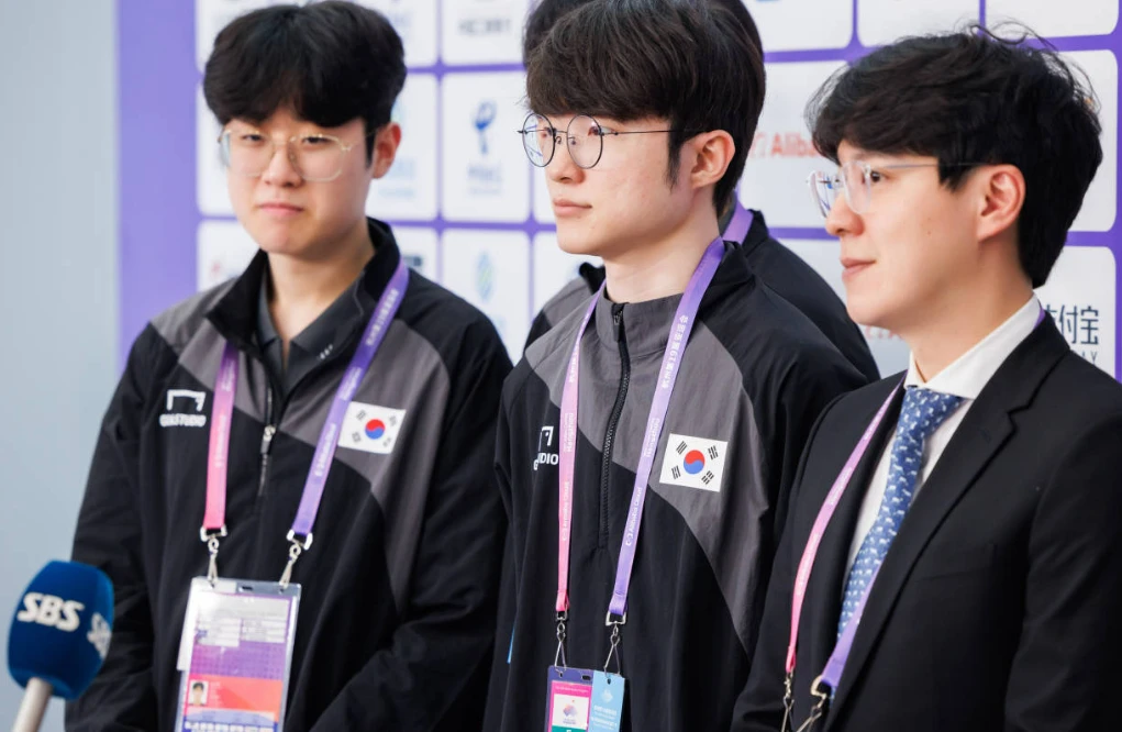 这位法国门 这位法国门