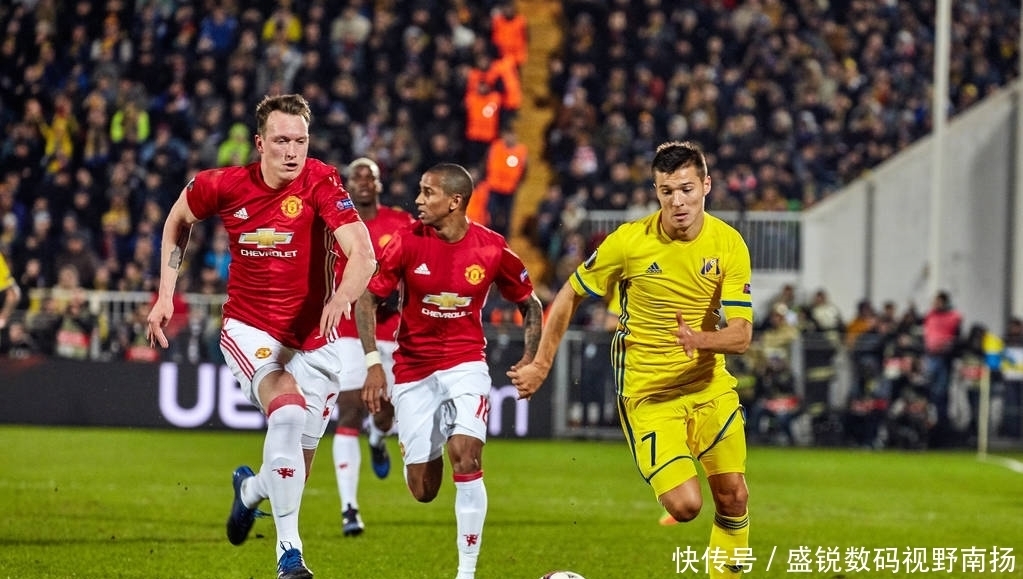 在比赛中 在比赛中