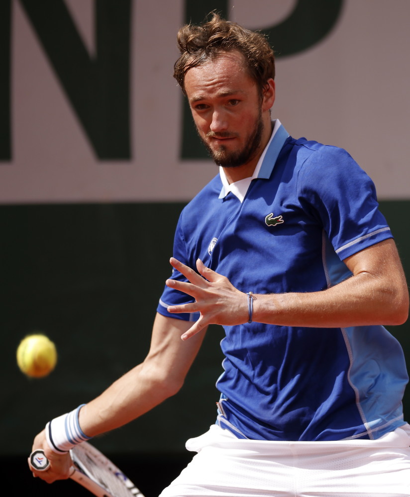 占据了场上 占据了场上