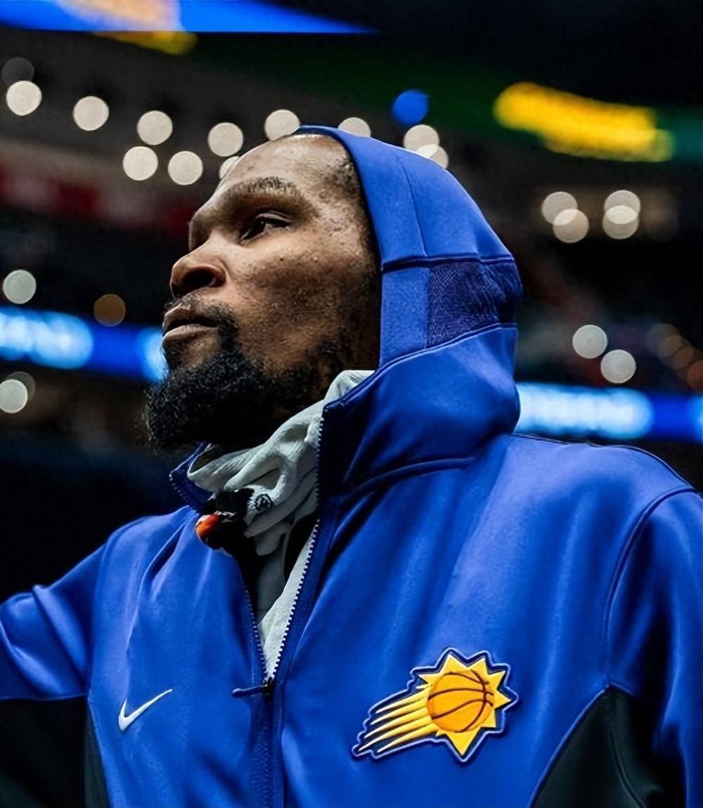 与球员面对 与球员面对