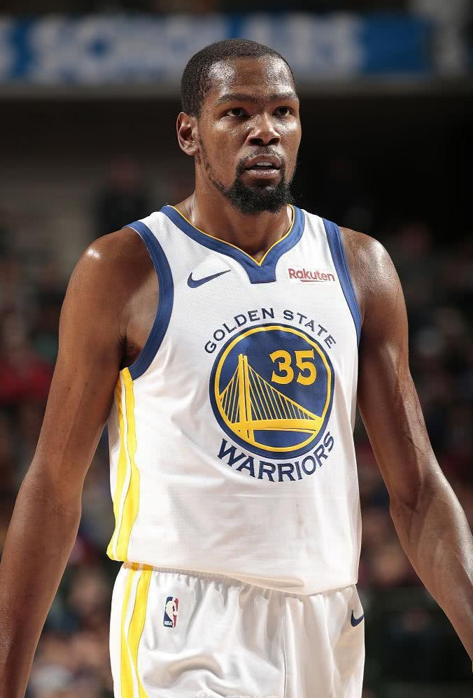 中卫出球 中卫出球